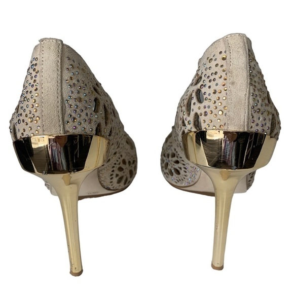 BCBGMAXAZRIA Peacock Powder Iridescent Suede Laser Cut Jeweled Gold Heel Size 7 - Picture 7 of 13